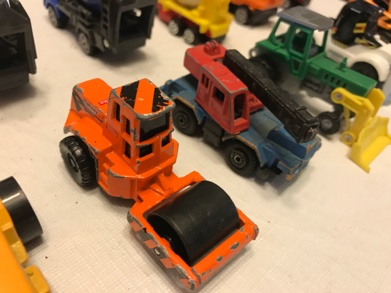 Illustration for article titled Colossal Die-Cast Collection - Box 106 - Ummmmm, Stuff.